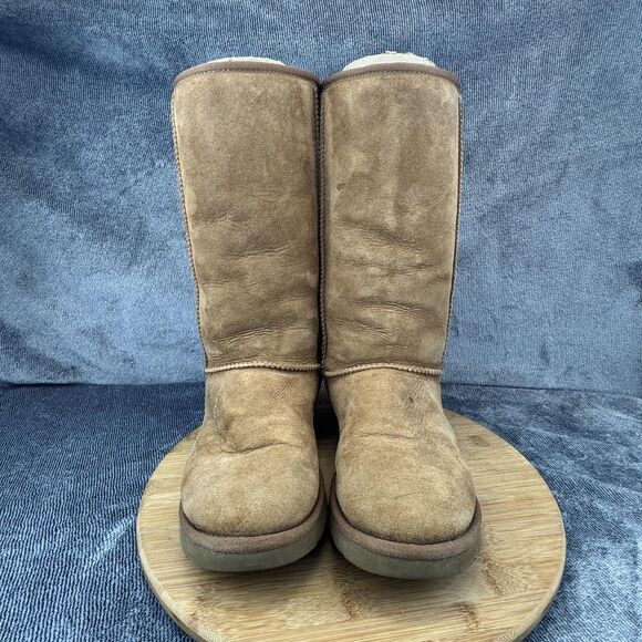 UGG Classic Tall II Boots Womens Size 8 Chestnut Suede Sheepskin Shearling Warm - Picture 2 of 12
